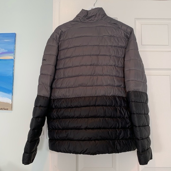 Michael Kors Puffer Jacket - Picture 4 of 8